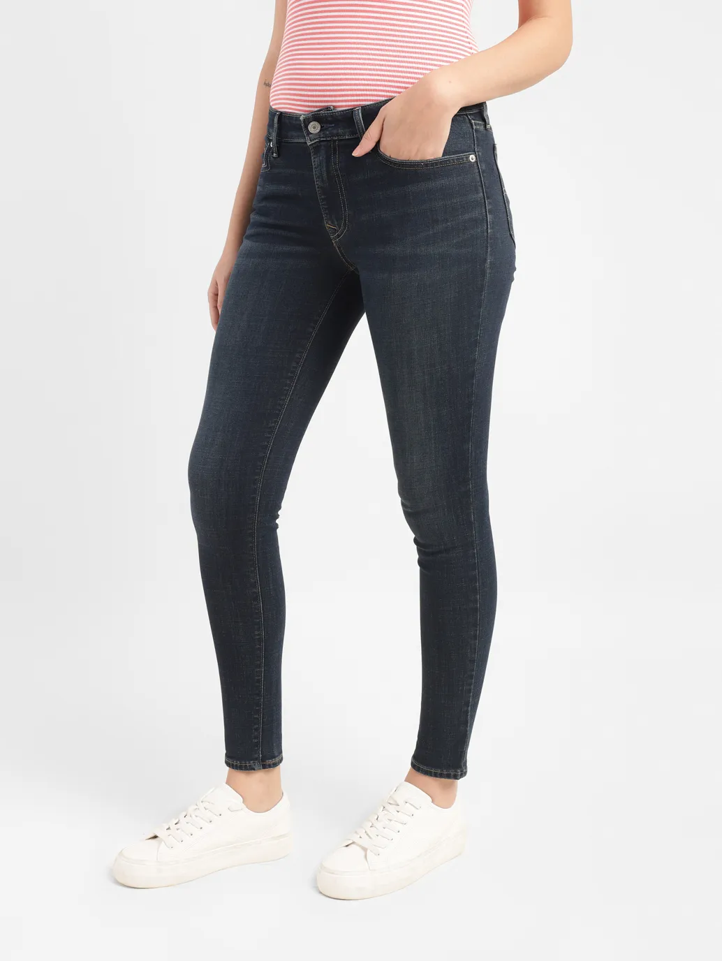 Women's 711 Blue Skinny Fit Mid Rise Jeans - Image 4