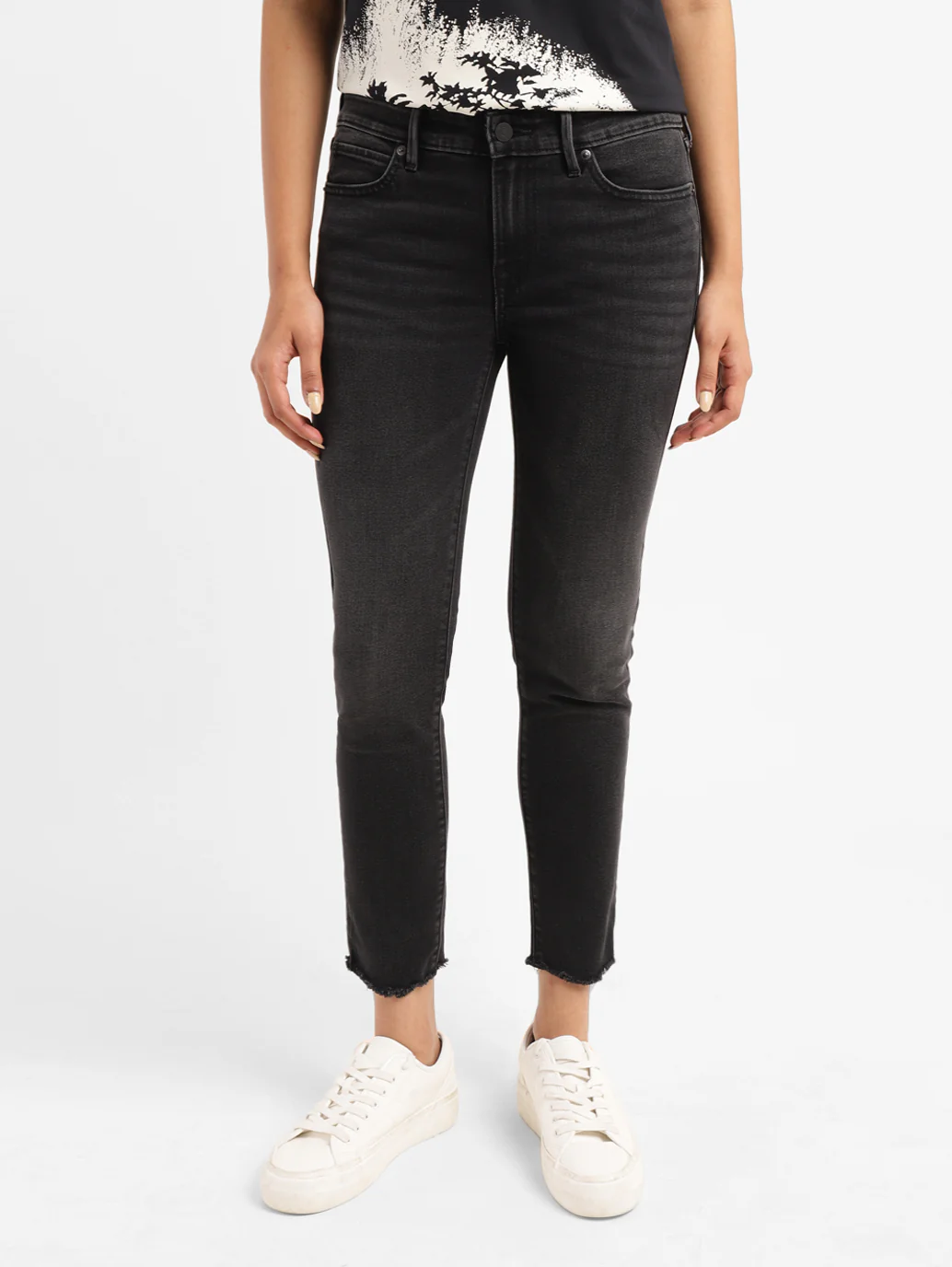 Women's 711 Black Skinny Fit Mid Rise Jeans - Image 2