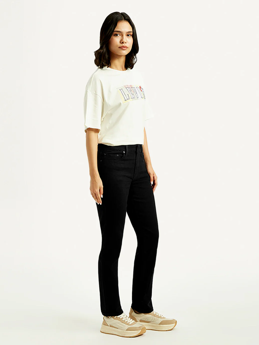Women's 724 Black Slim Straight Fit High Rise Jeans - Image 6