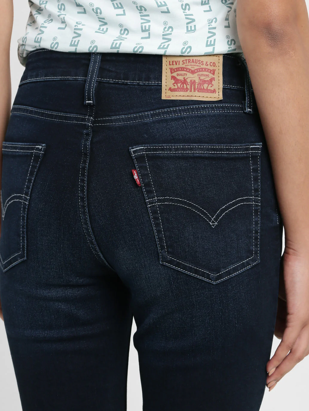 Women's 725 Black Bootcut Fit High Rise Jeans - Image 6