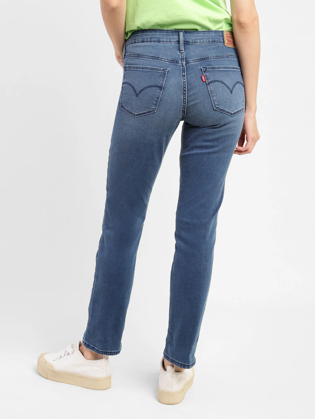 Women's 712 Blue Straight Fit Mid Rise Jeans - Image 3