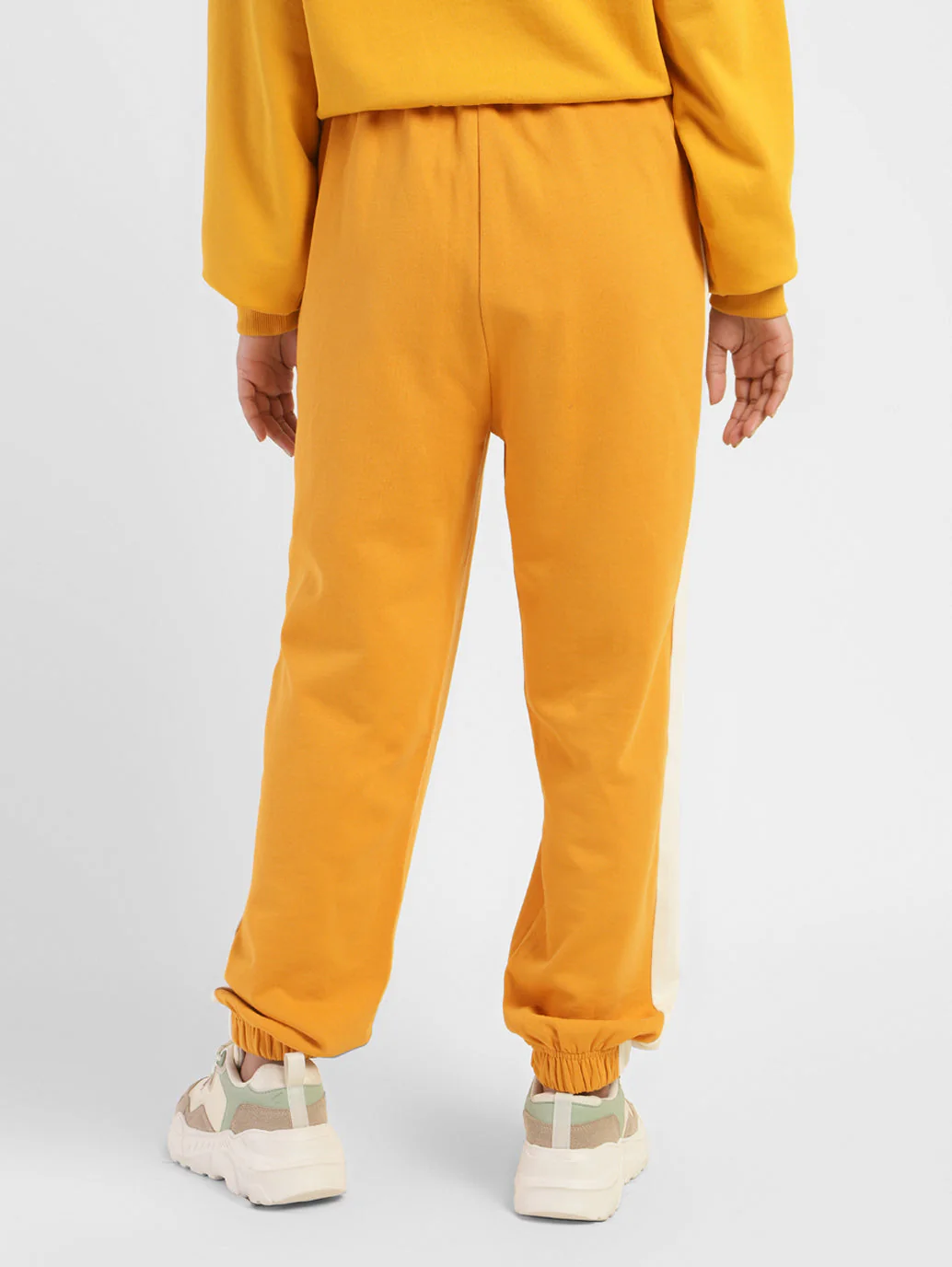 Women's High Rise Loose Fit Joggers - Image 4