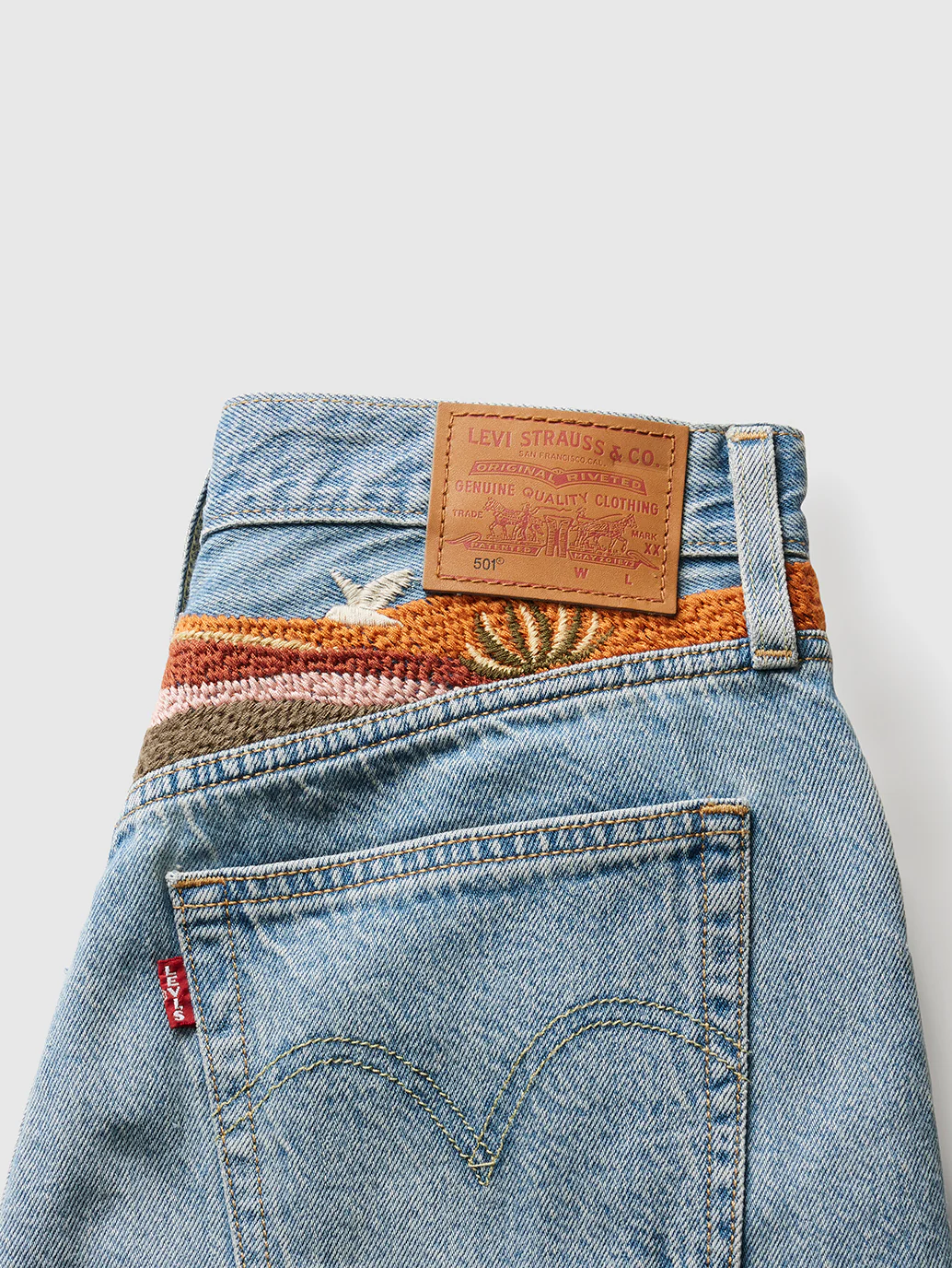 Women's Mid Rise Light Blue Straight Fit Shorts - Image 5
