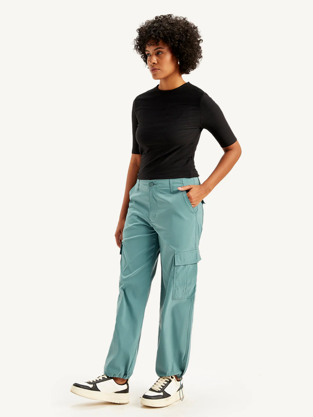 Women's Mid Rise Green Baggy Fit Cargo Trousers - Image 3