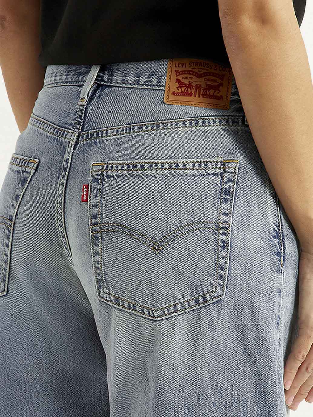 Women's Tinted Light Blue XL Straight Loose Fit Mid Rise Jeans - Image 6