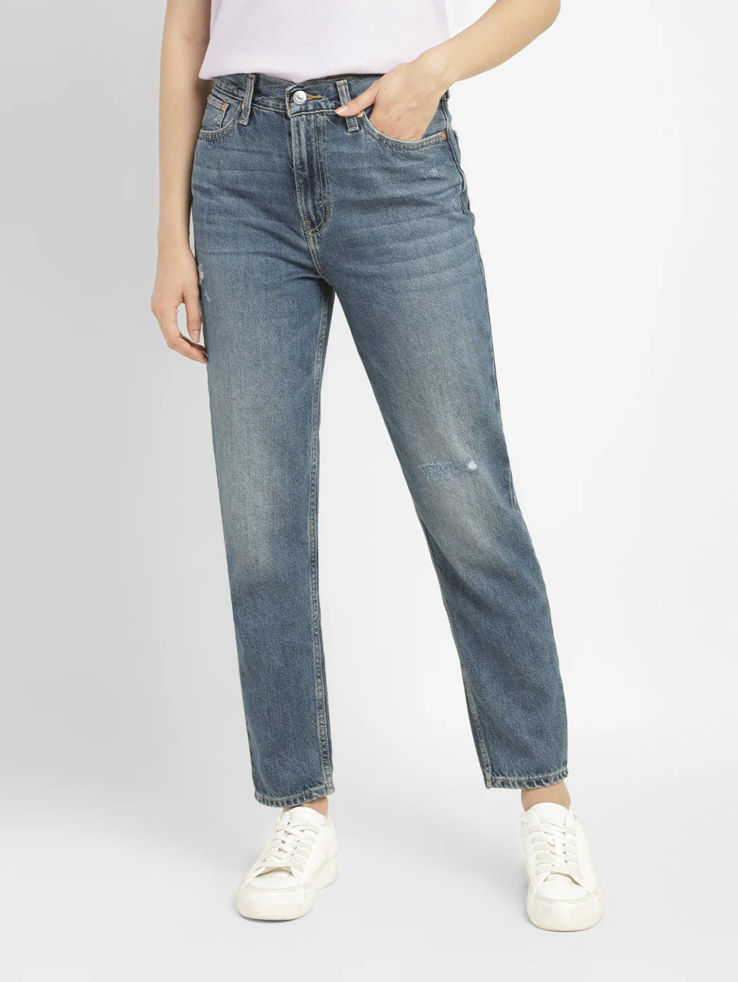 Women's 80s Mom Blue Loose Fit Mid Rise Jeans - Image 7