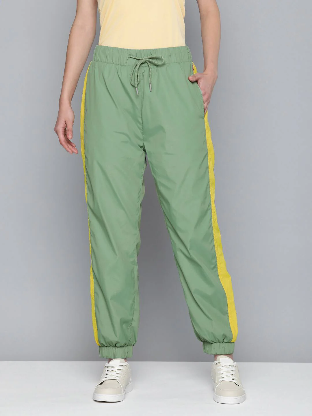 Women's Mid Rise Green Loose Tapered Fit Joggers - Image 3