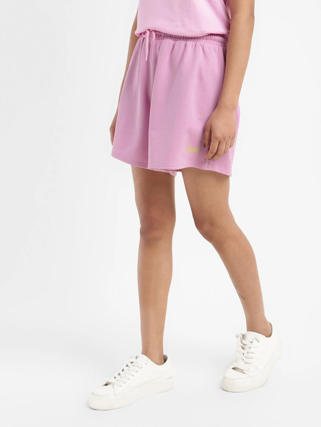 Women's Mid Rise Pink Regular Fit Shorts - Image 4
