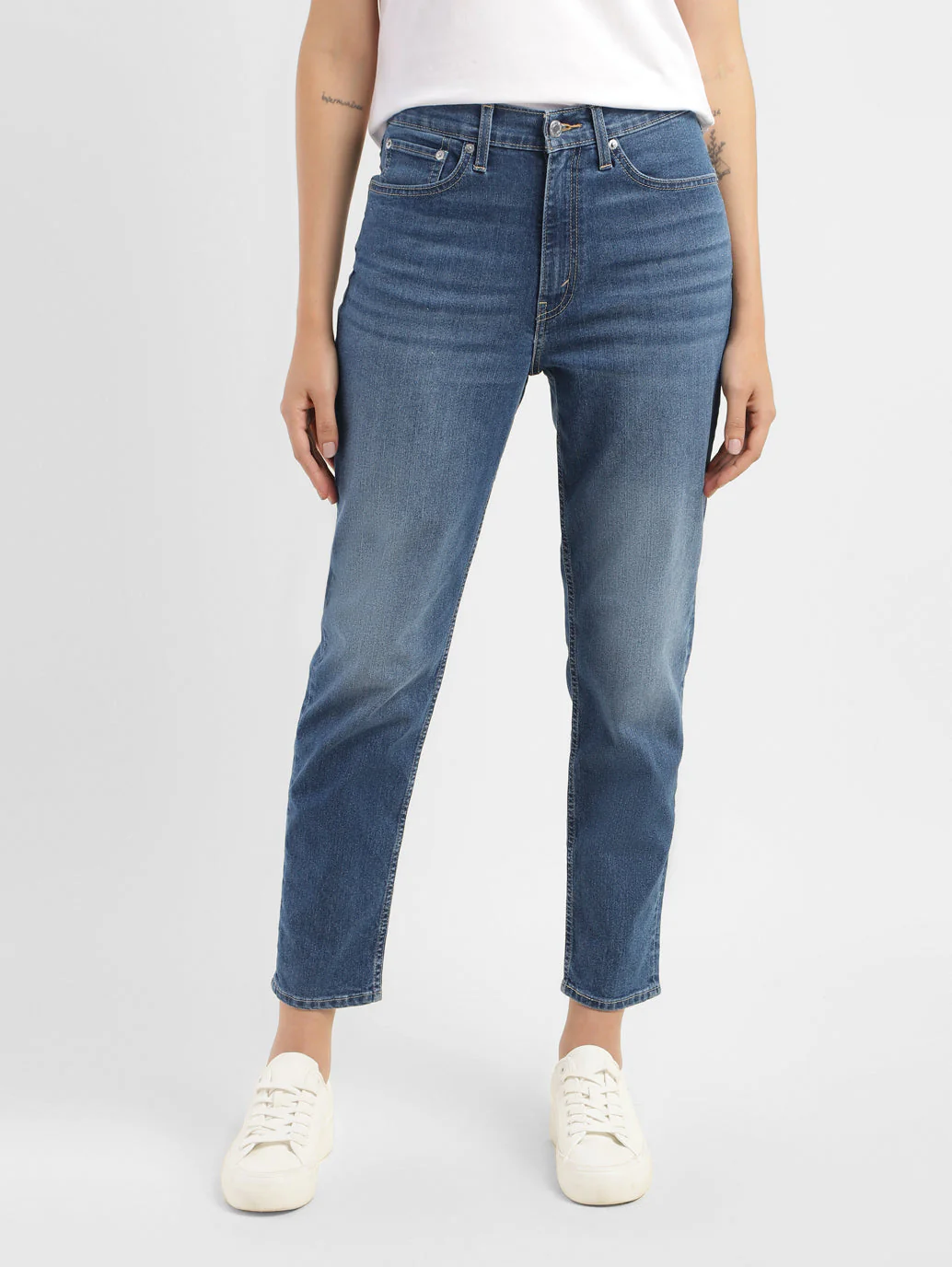 Women's Blue Loose Fit Mid Rise Mom Jeans - Image 2