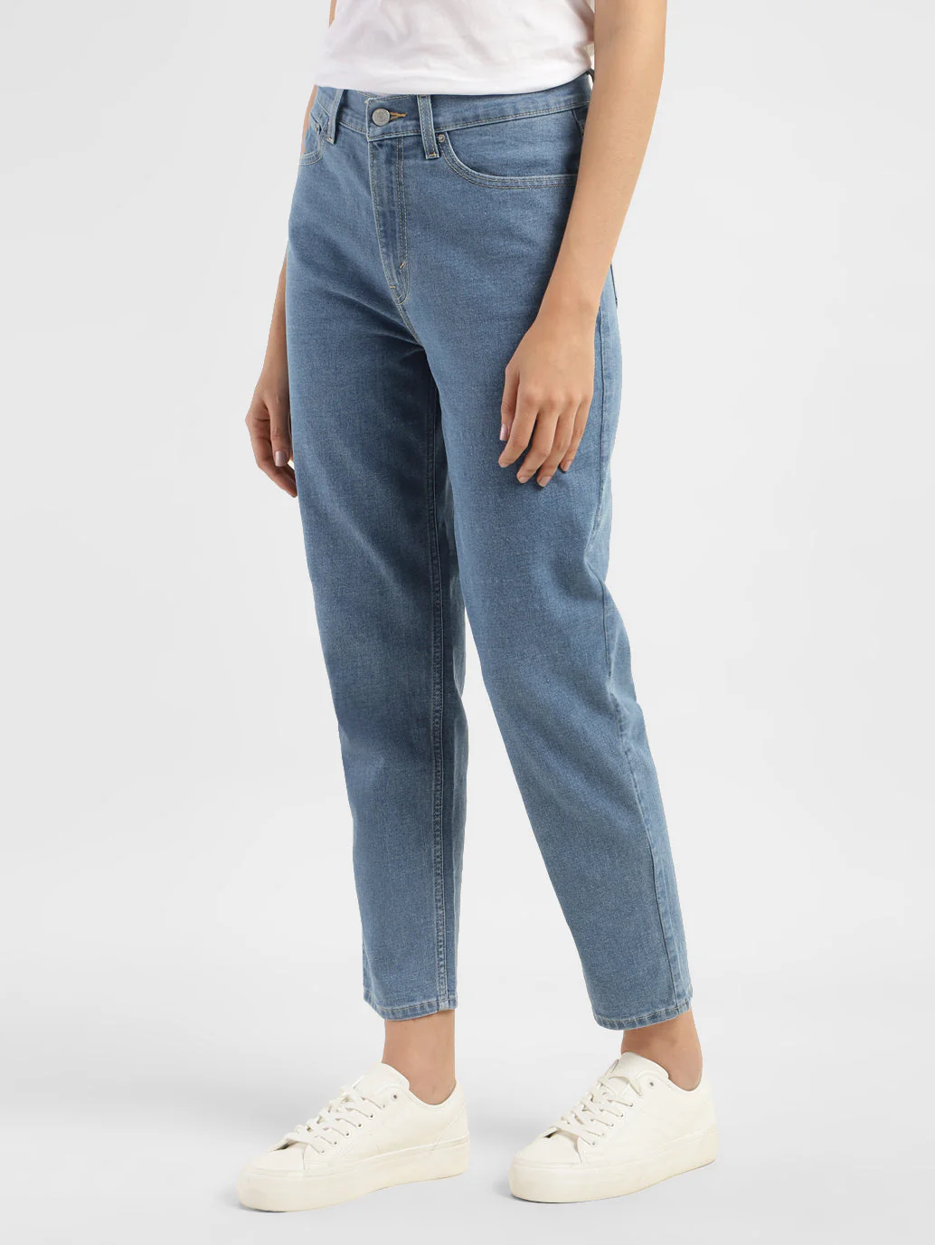 Women's Blue Loose Fit Mid Rise Mom Jeans - Image 4