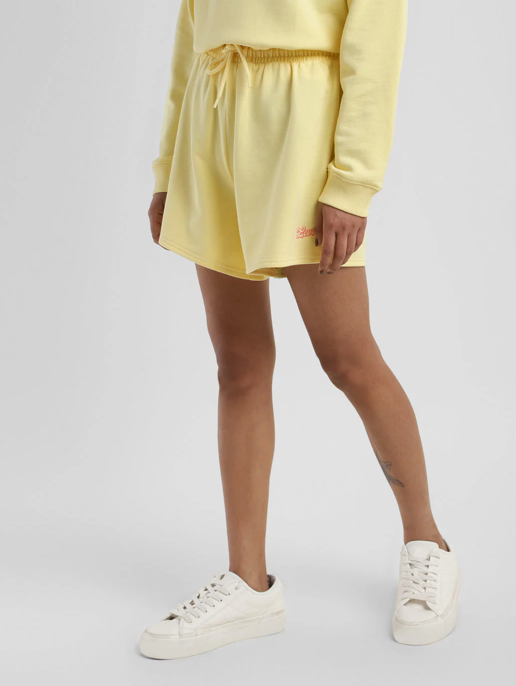 Women's Mid Rise Yellow Regular Fit Shorts - Image 4