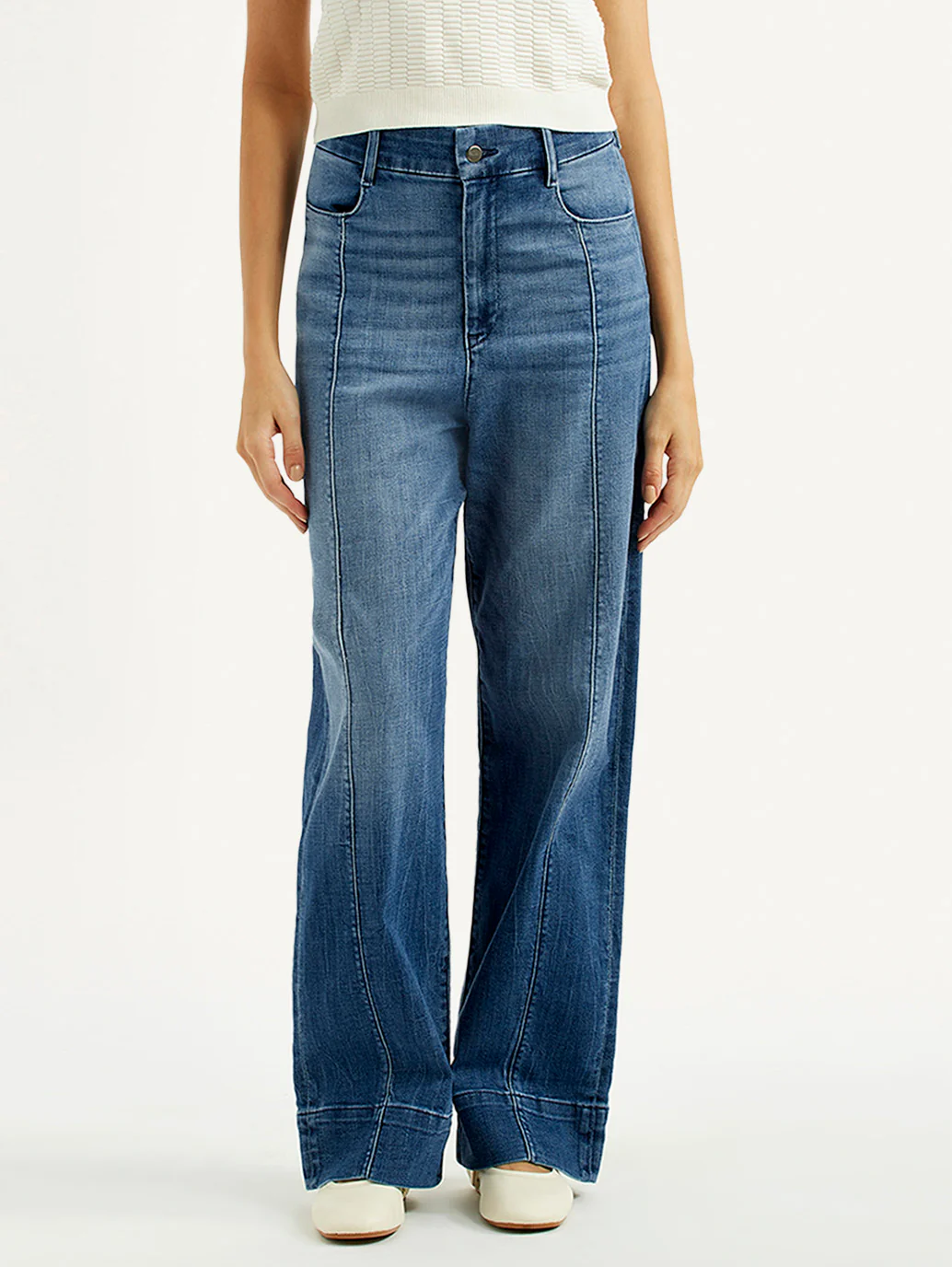 Women's Redloop Blue Loose Fit High Rise Jeans - Image 3