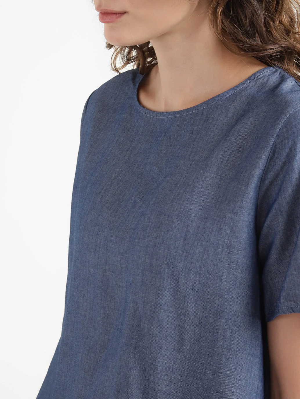 Women's Solid Round Neck Top - Image 5