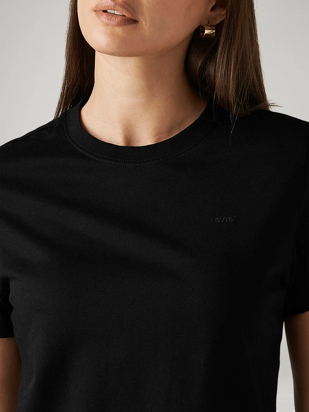 Women's Solid Black Crew Neck T-shirt - Image 4