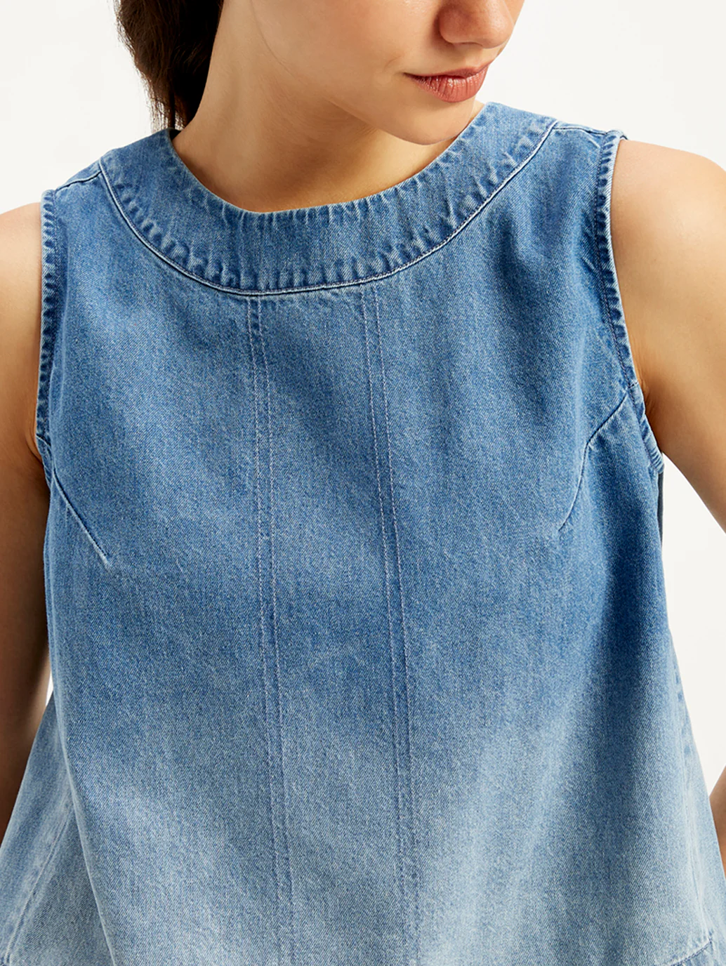 Women's Solid Blue Round Neck Top - Image 6