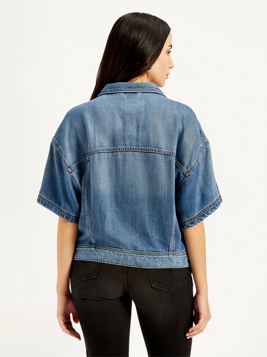 Women's Solid Blue Spread Collar Denim Trucker Jacket - Image 3
