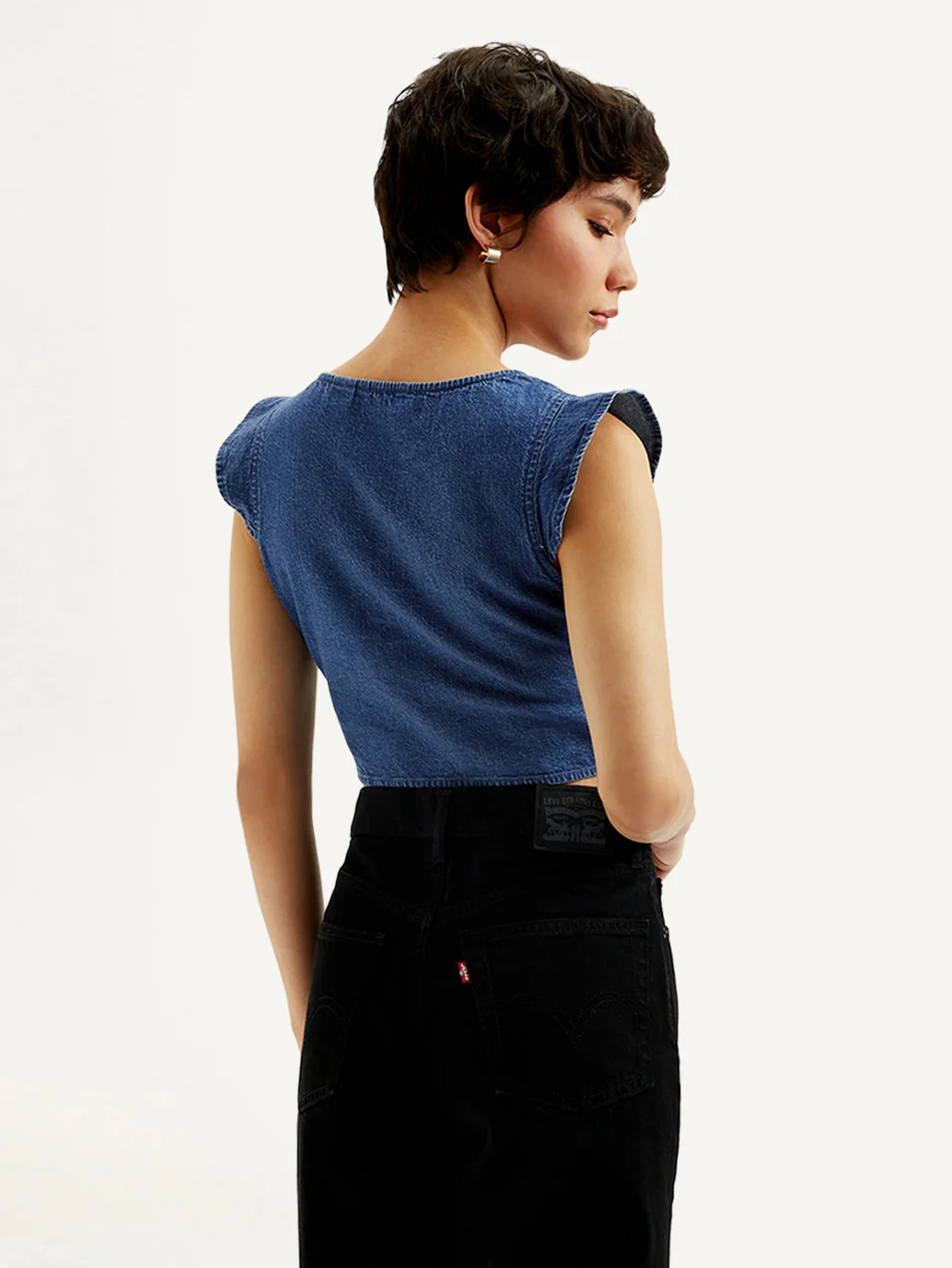 Women's Solid Blue V-Neck Denim Crop Top - Image 2