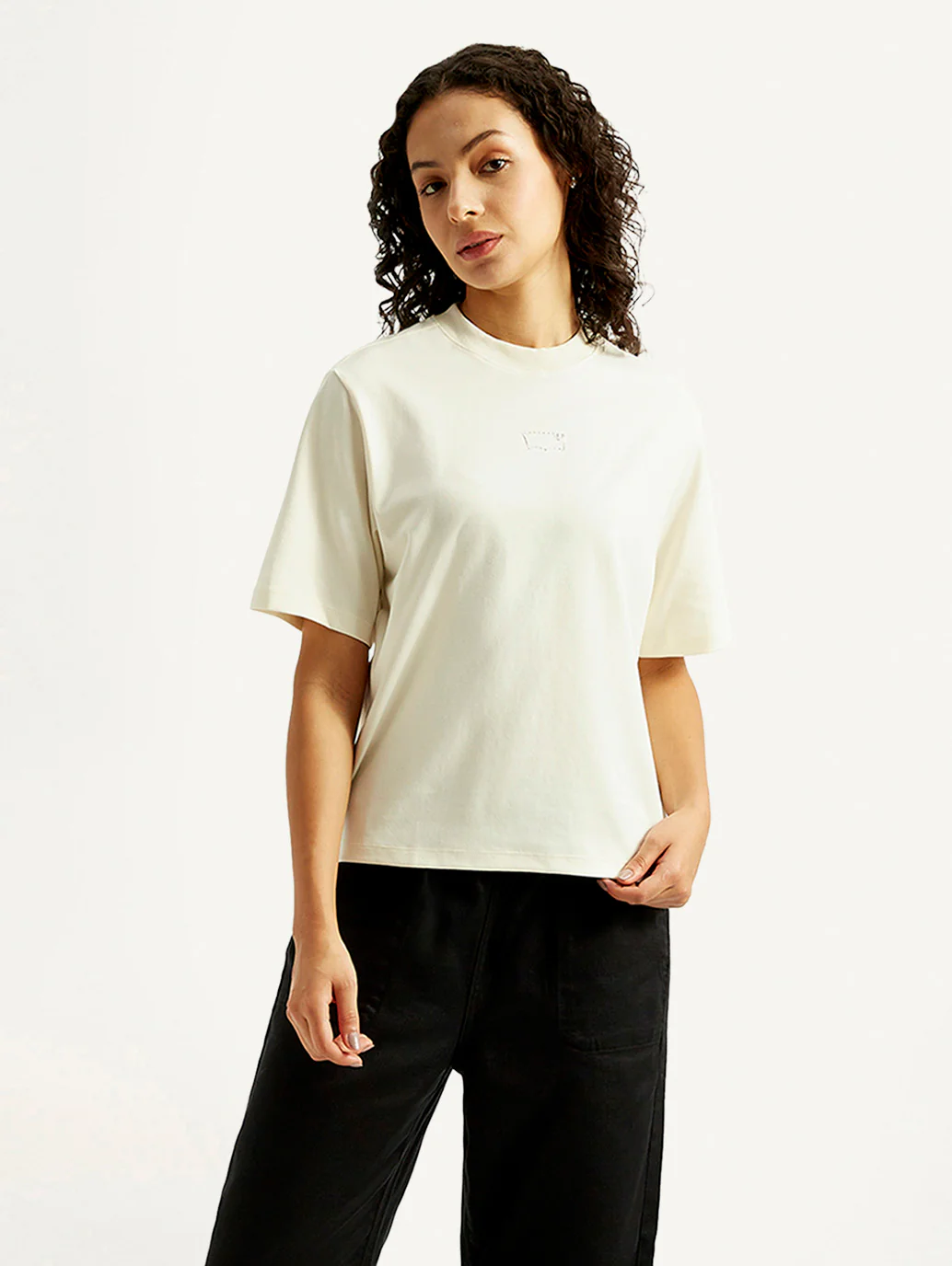 Women's Solid Crew Neck T-shirt - Image 5