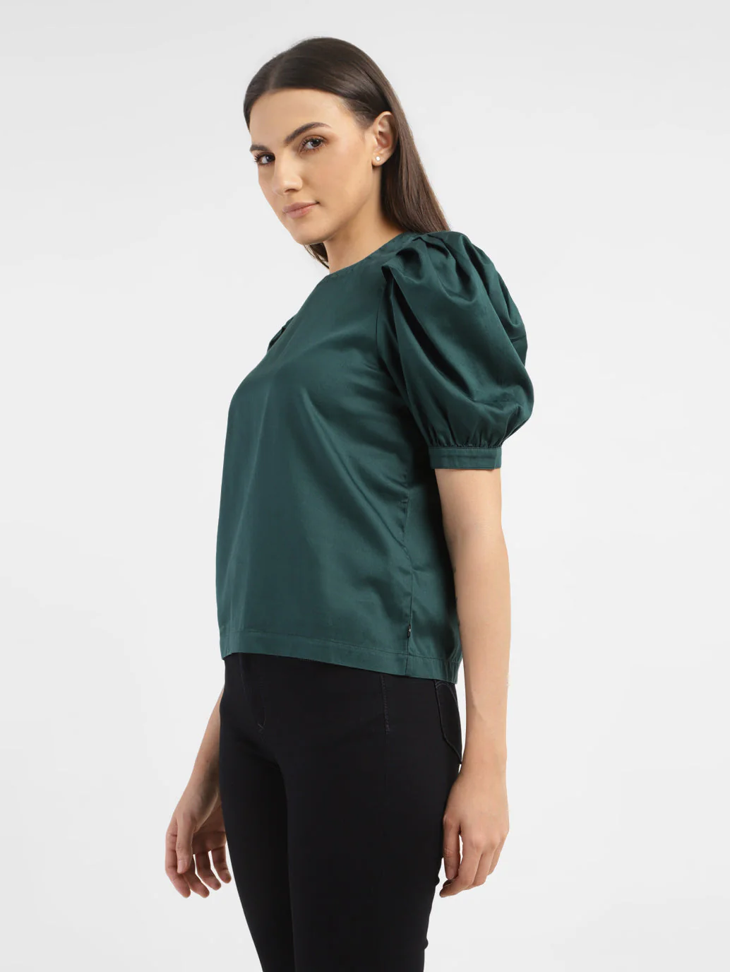 Women's Solid Round Neck Top - Image 4