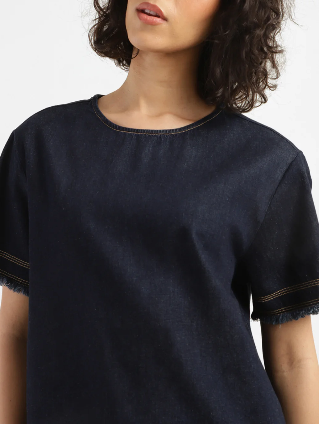 Women's Solid Indigo Round Neck Top - Image 2