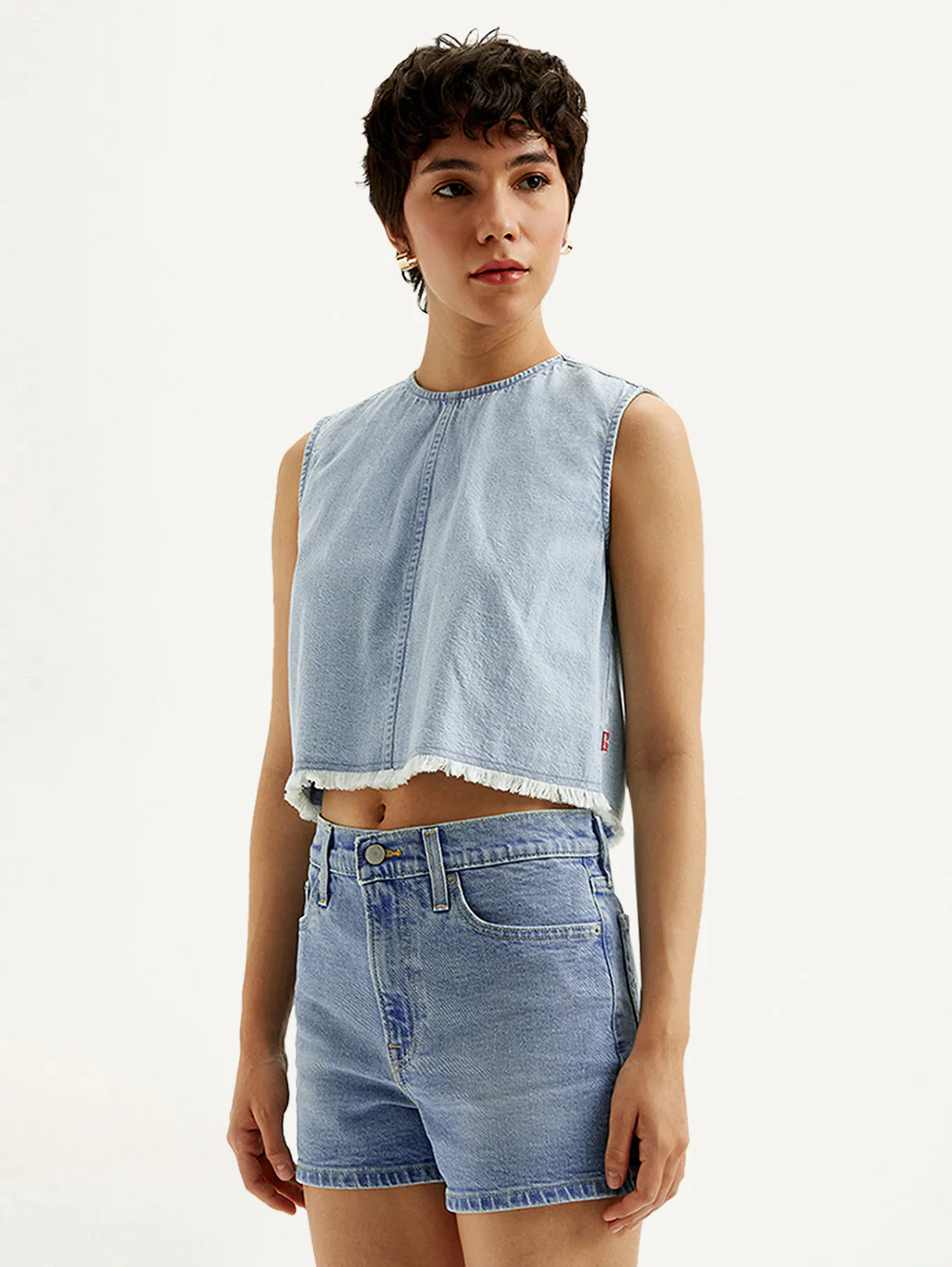 Women's Solid Light Blue Round Neck Denim Crop Top - Image 5