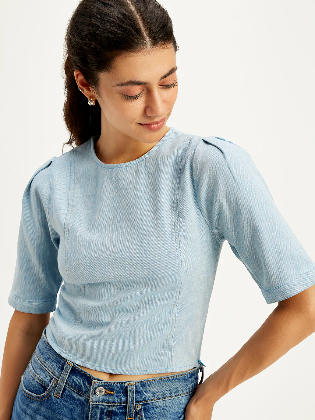 Women's Solid Light-Blue Round Neck Top - Image 5