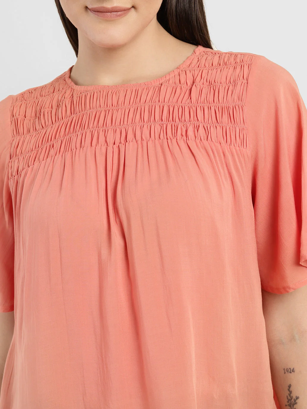 Women's Solid Round Neck Top - Image 5