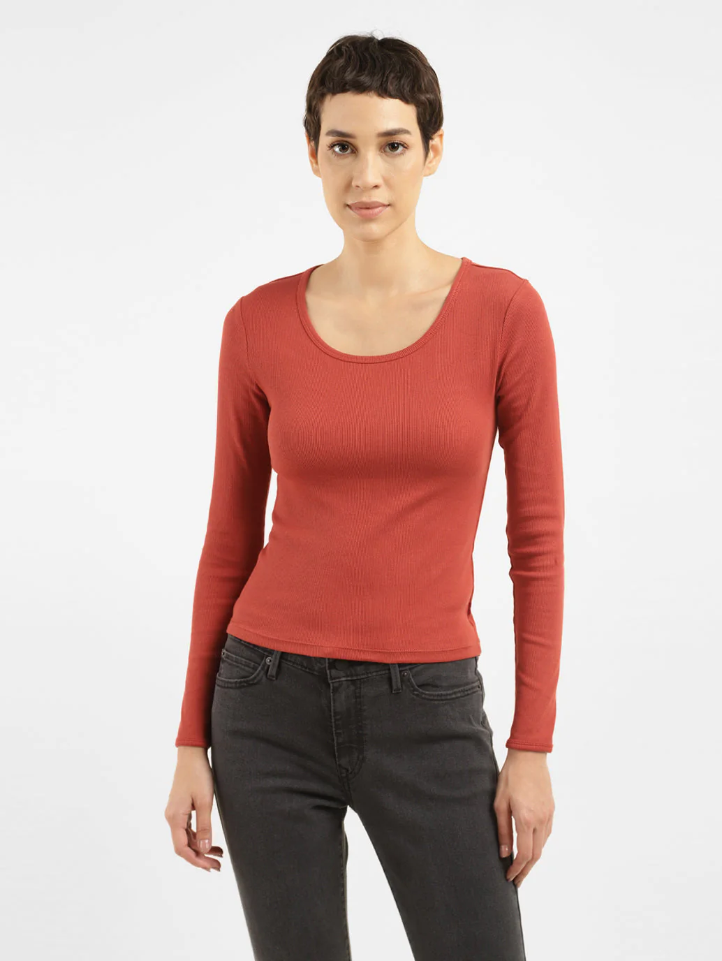 Women's Solid Scoop Neck Relaxed Fit T-Shirt - Image 2