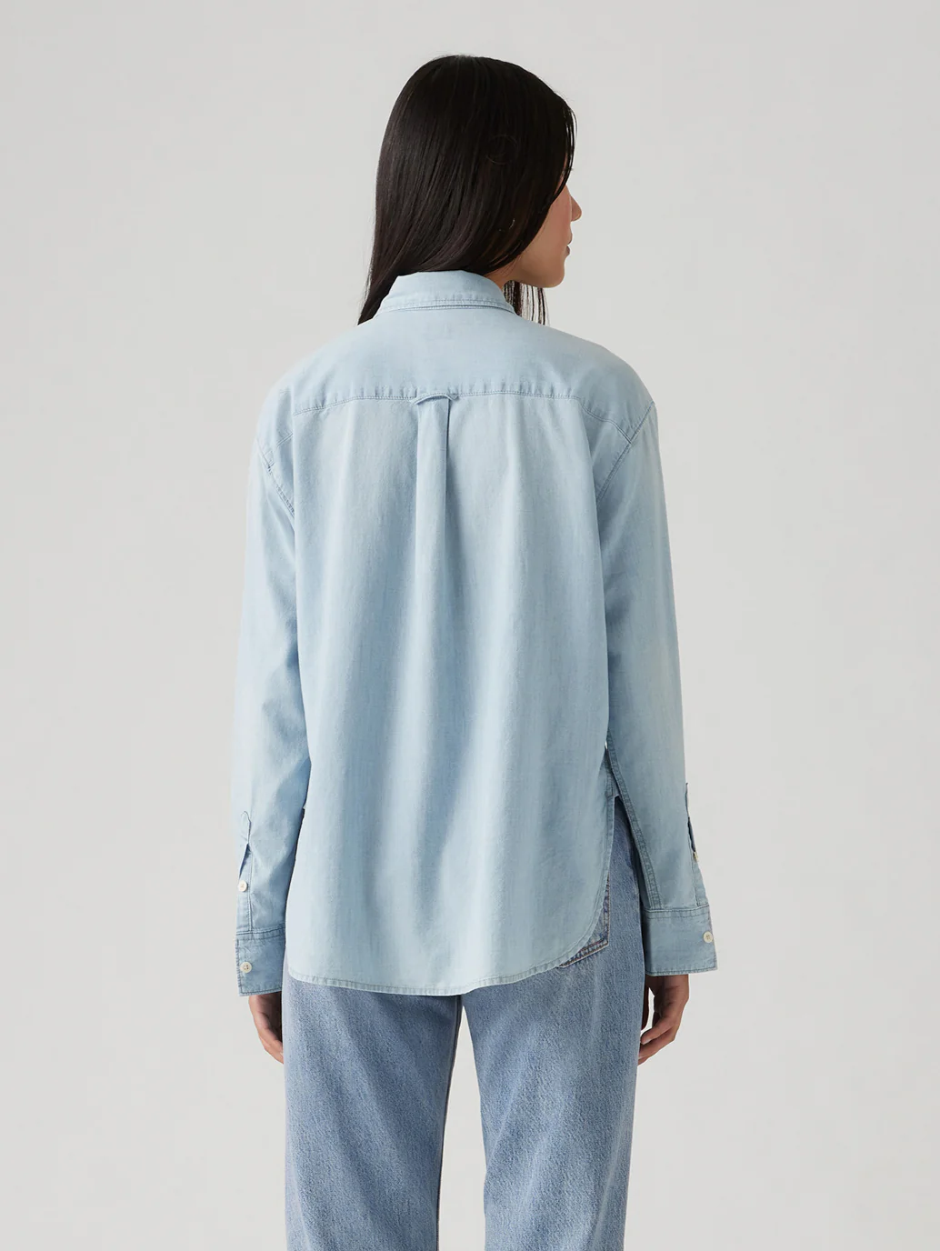 Women's Solid Relaxed Fit Shirt - Image 3