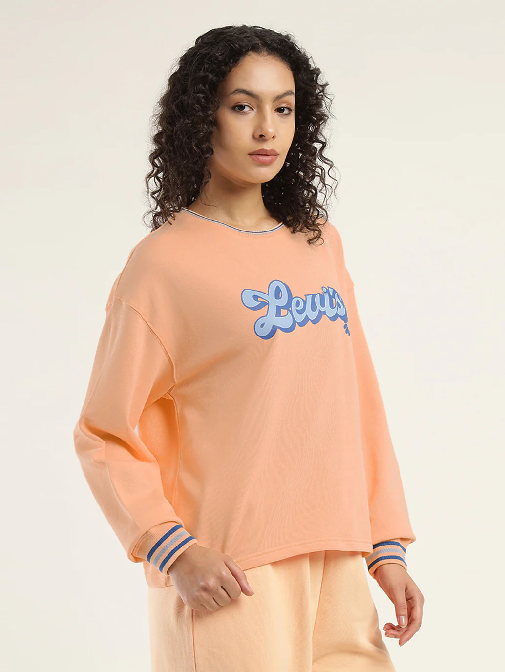 Women's Solid Crew Neck Sweatshirt - Image 5