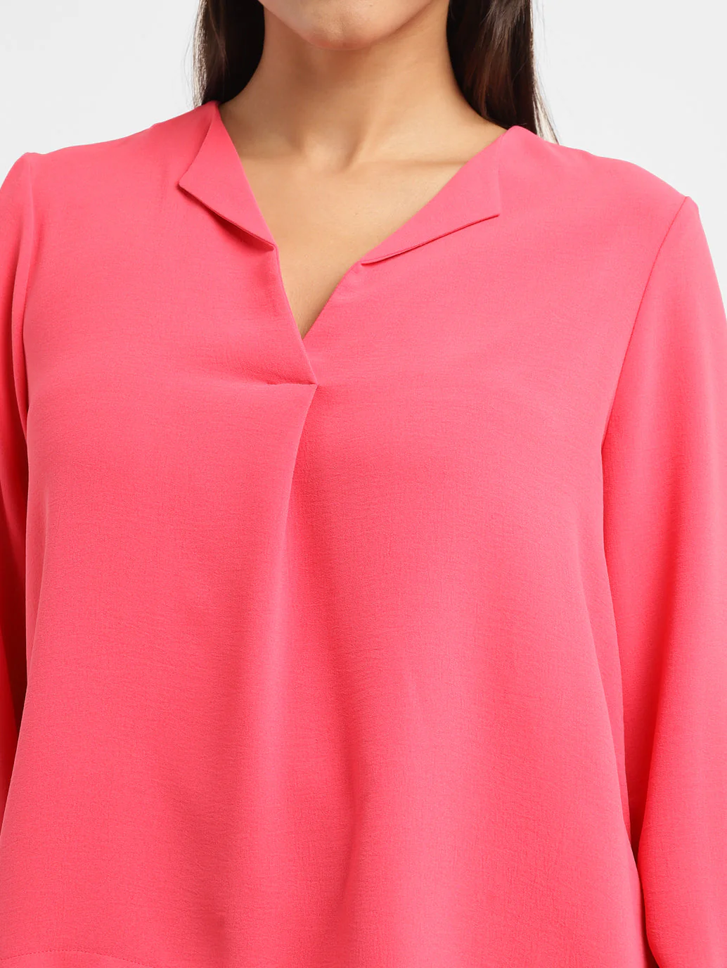 Women's Solid Pink V Neck Top - Image 4