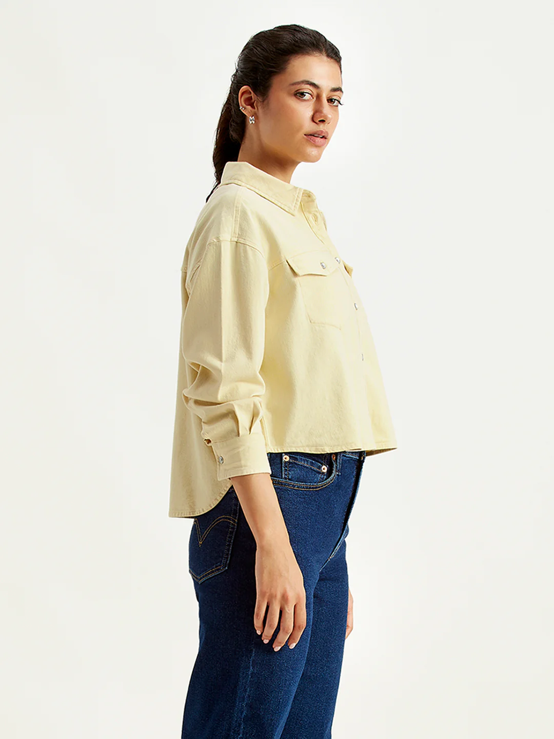Women's Solid Relaxed Fit Denim Shirt - Image 3