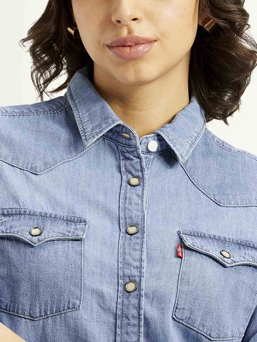 Women's Solid Regular Fit Denim Shirt - Image 4