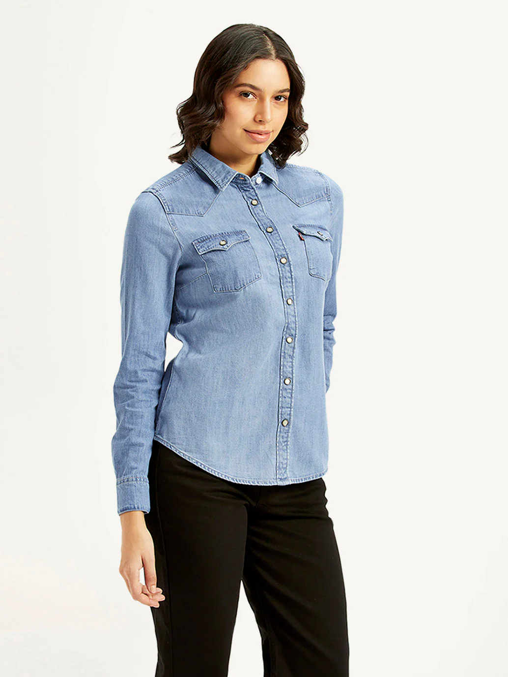 Women's Solid Regular Fit Denim Shirt - Image 5
