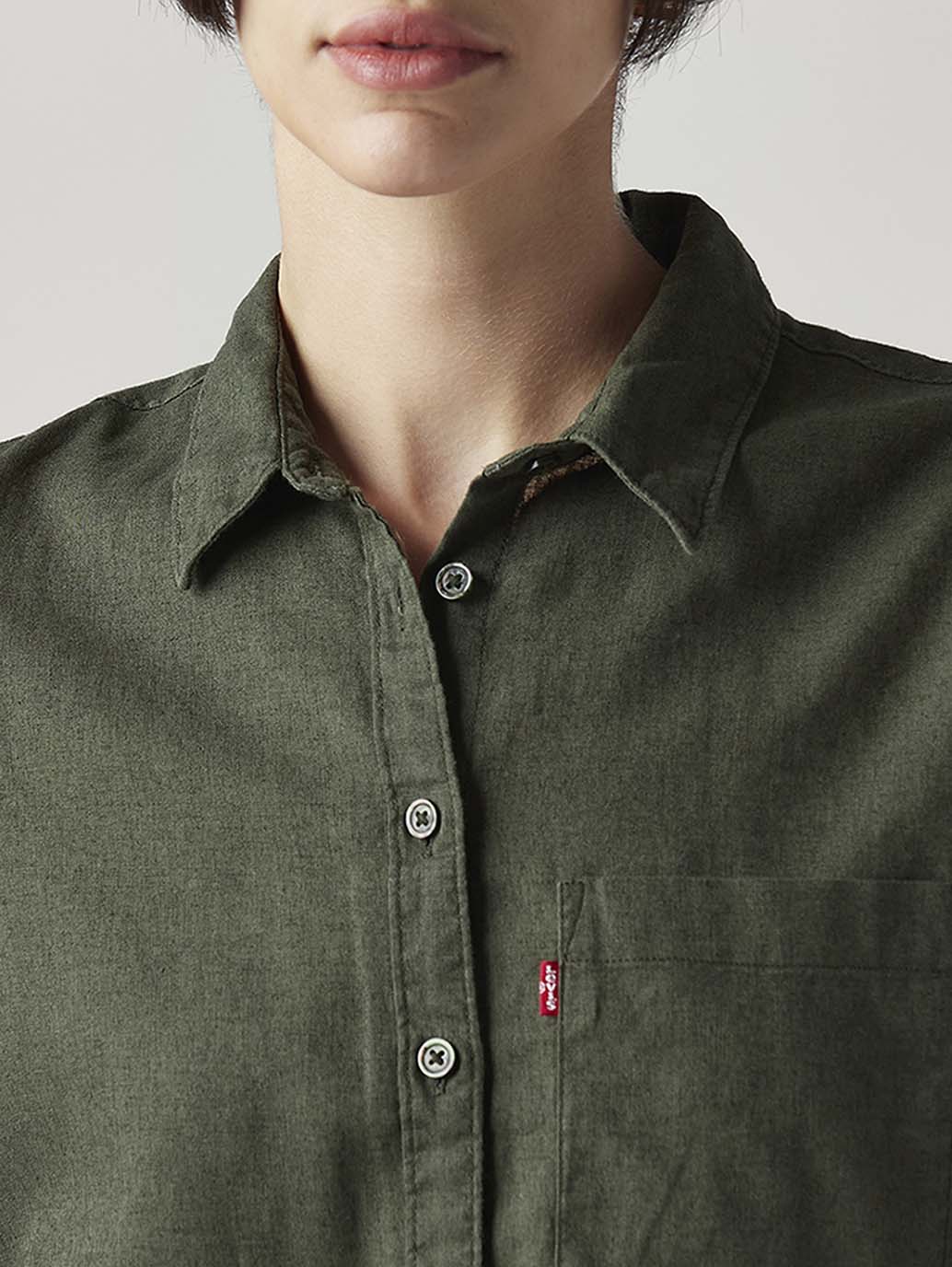 Women's Solid Relaxed Fit Linen Shirt - Image 4