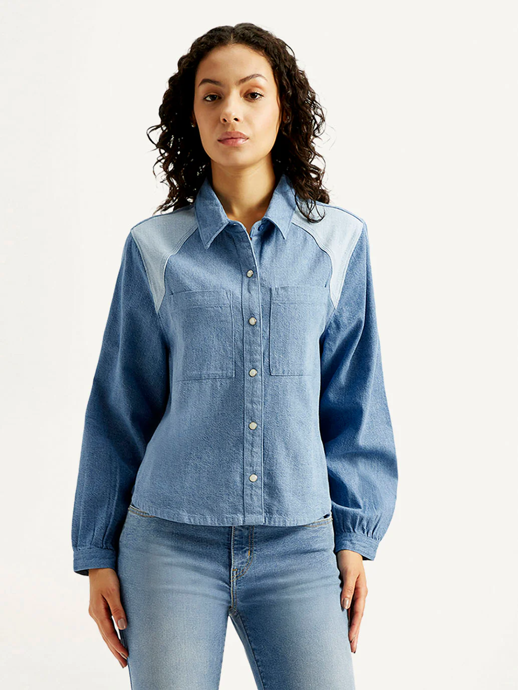 Women's Solid Relaxed Fit Denim Shirt - Image 5