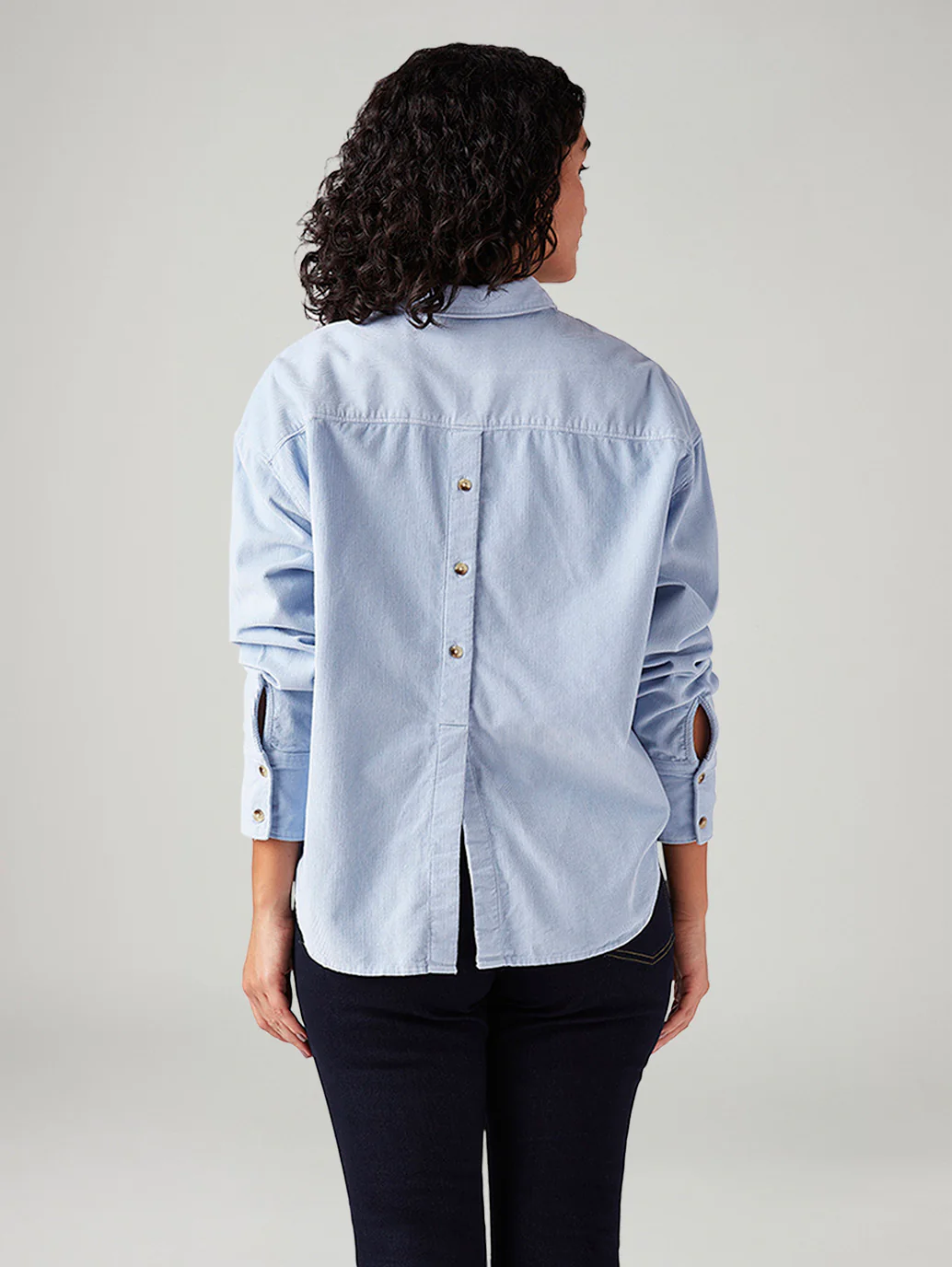 Women's Solid Relaxed Fit Shirt - Image 2