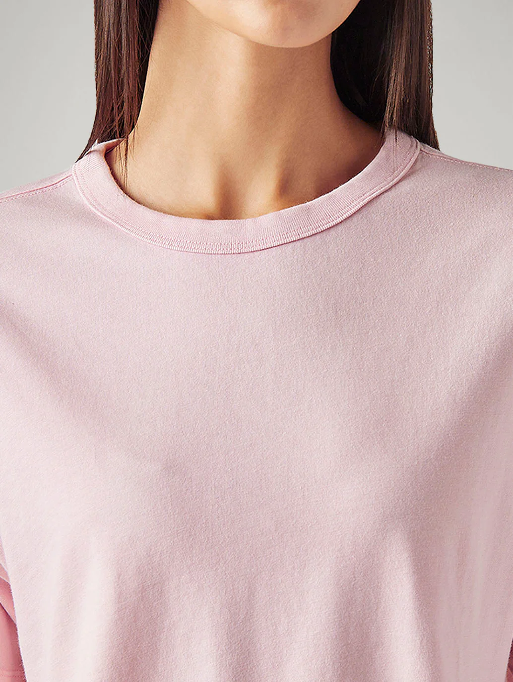 Women's Solid Relaxed Fit T-Shirt - Image 4