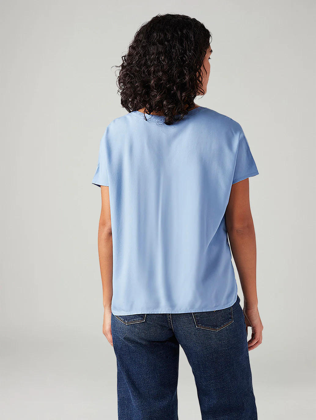 Women's Solid Relaxed Fit Top - Image 2