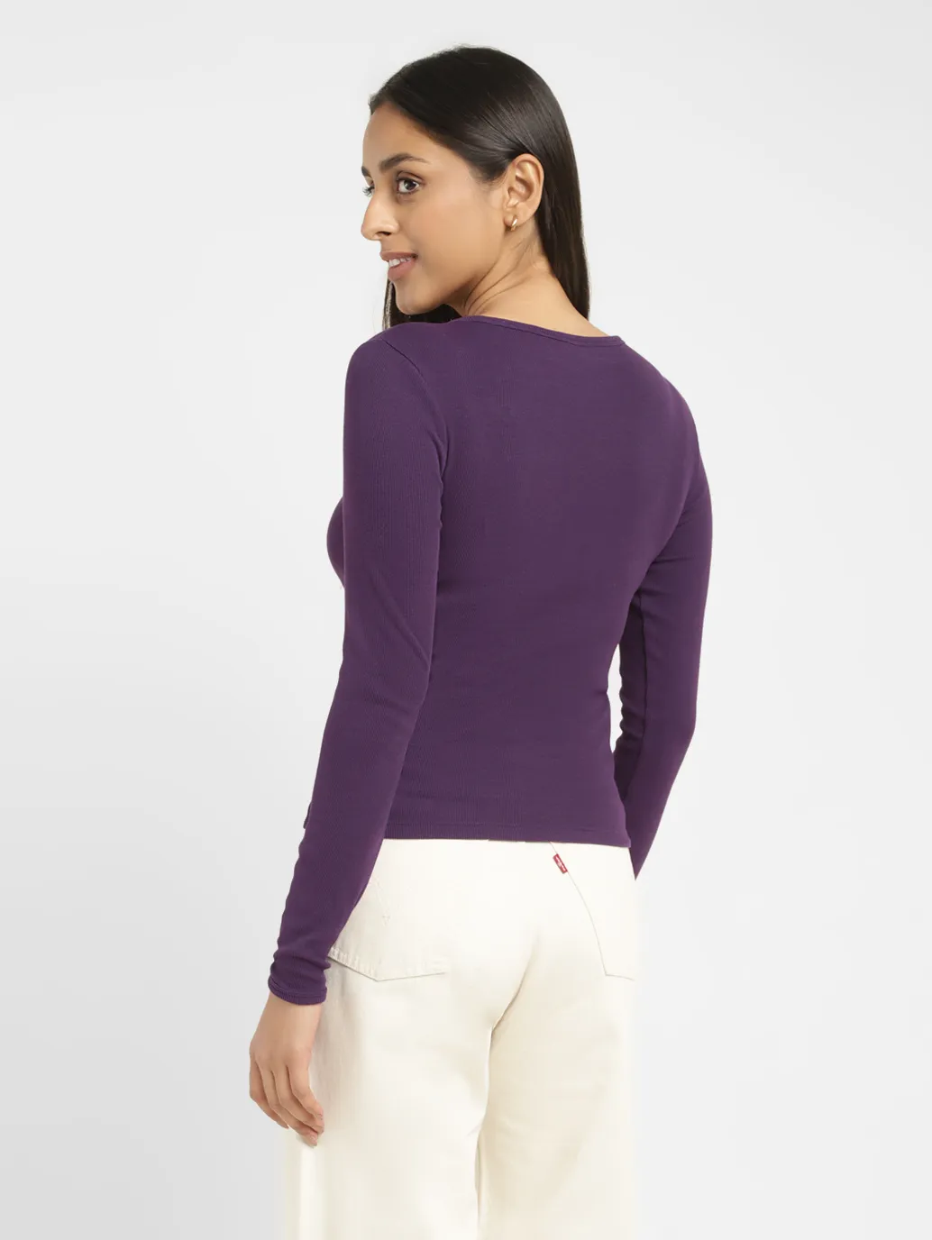 Women's Solid Scoop Neck Relaxed Fit T-shirt - Image 3