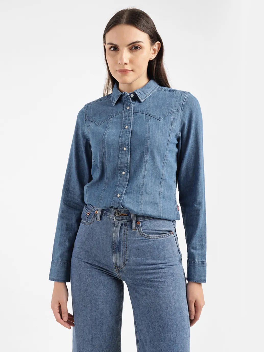Women's Solid Slim Fit Shirt - Image 6