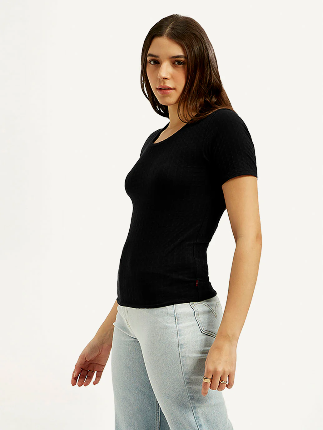 Women's Solid Slim Fit T-shirt - Image 5