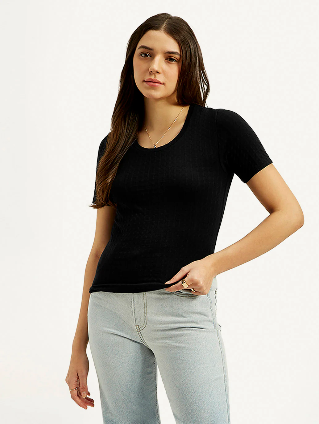Women's Solid Slim Fit T-shirt - Image 6