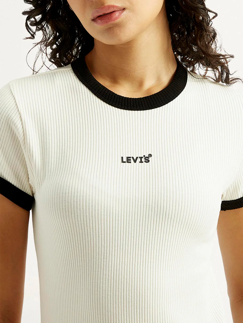 Women's Solid Slim Fit T-shirt - Image 3