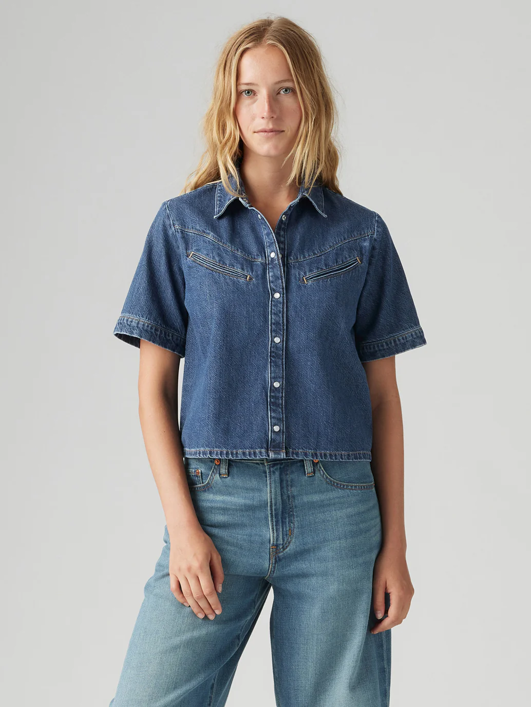 Women's Solid Spread Collar Shirt