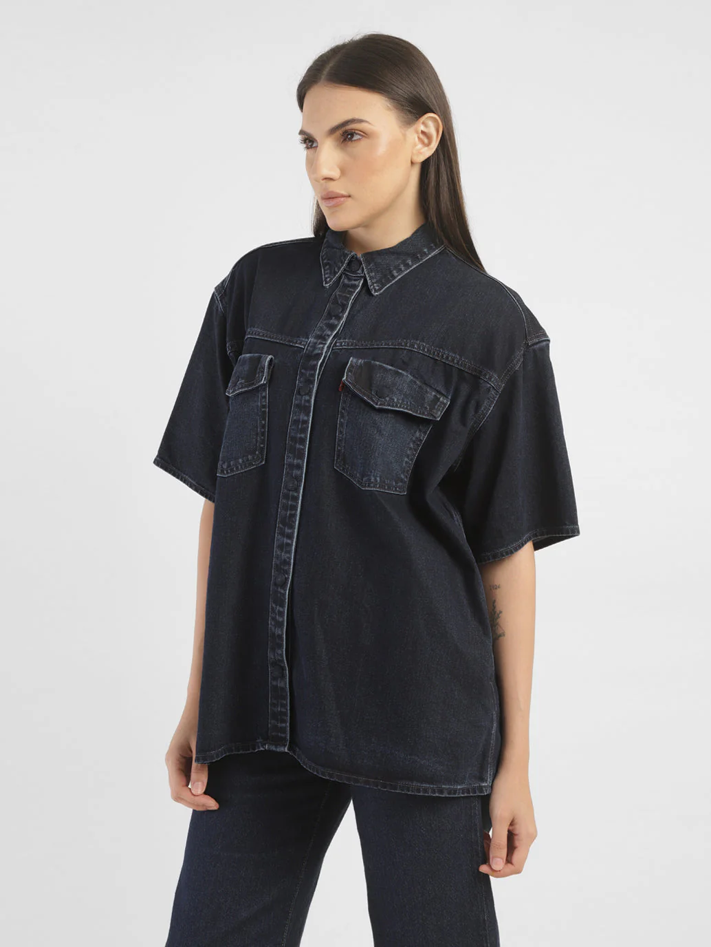 Women's Solid Spread Collar Shirt - Image 4