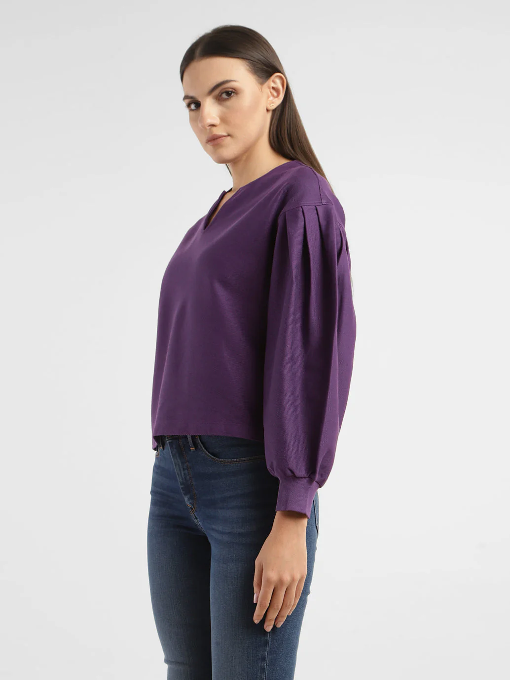 Women's Solid Regular Fit Top - Image 4