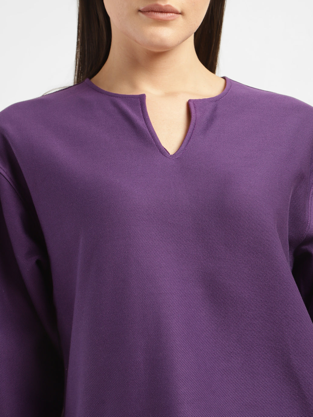 Women's Solid Regular Fit Top - Image 5