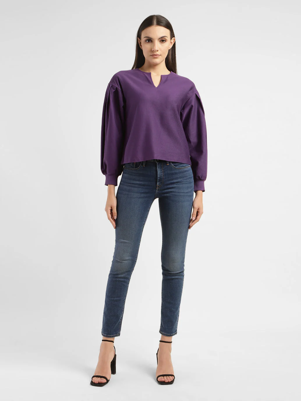 Women's Solid Regular Fit Top - Image 6