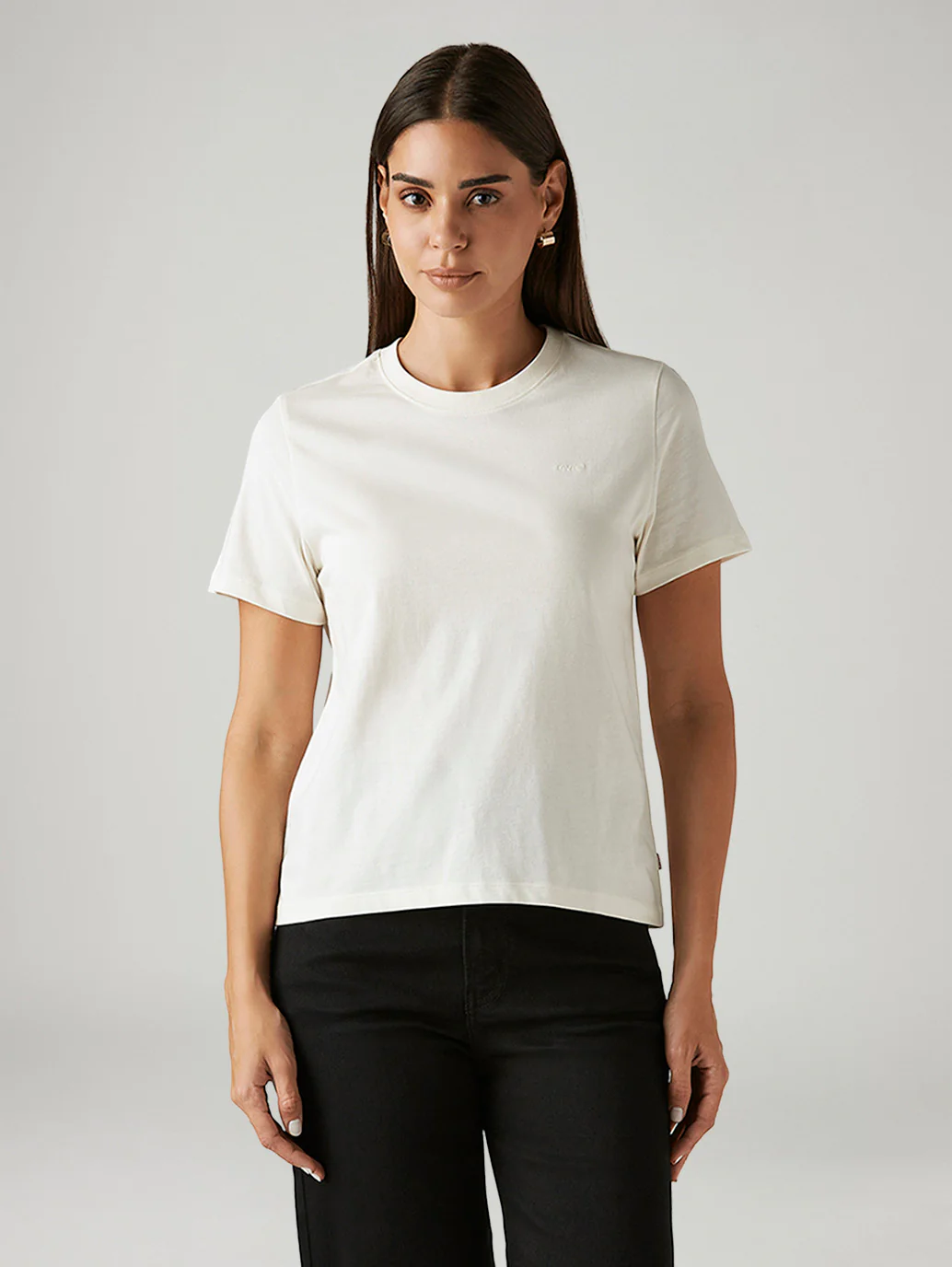 Women's Solid White Crew Neck T-shirt - Image 5